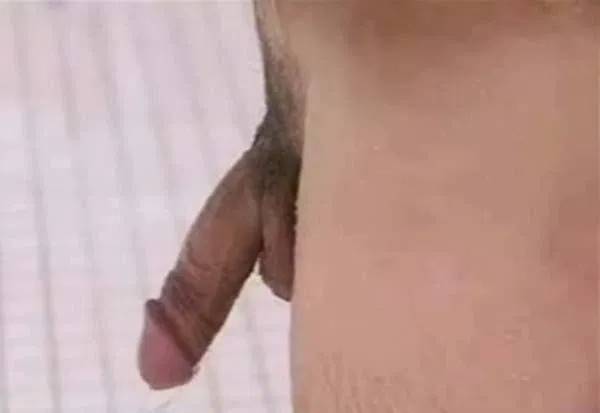 Diego Grossi nu mostrando o pênis