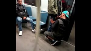 Encoxar metrô sp vídeo gay