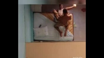 Erotico sexo gay olhos verdes motel brasileiros em maringa