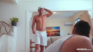 Filme porno gay brasileiro dando a bunda para os maloqueiro