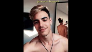 Fotos de atores porno gay novinho batendo punheta