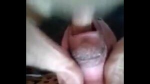 Gay sufocando com rola negra na garganta