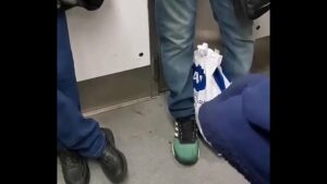 Mala armada no metro porno gay