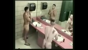 Military in hidden cam gay on massage