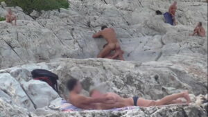 Porno flagra gay na praia de nudismo