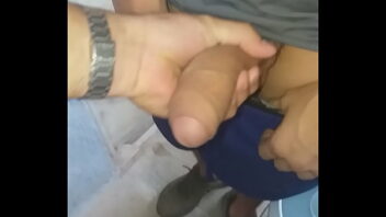 Porno gay pagando o hétero pra mamar