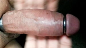 Porno terror gay com um pênis enorme