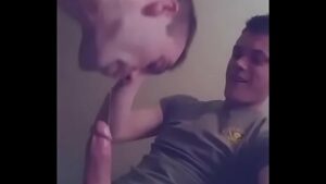 Video amador caseiro de gays espiando primos bater punheta