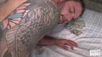 Video boquete velho gay por dinheiro