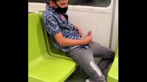 Videos gay punheta no metro