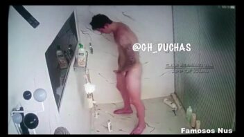 Xvideos gay punheta no banho