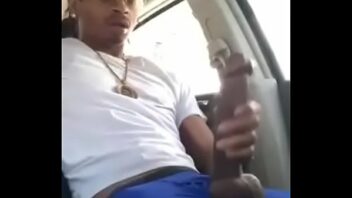Boy negro sacudo.porno gay