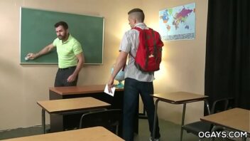 Desenho gay com professor e aluno transando no xvideos