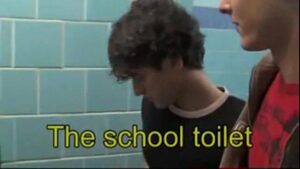 Escola banheiro