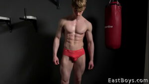 Gay porn muscle ripped clothes