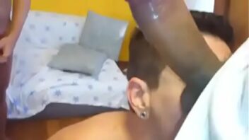 Gay sendo comido por heteros morenos brasileiro