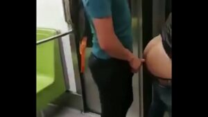 Gay tocando penis metro