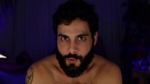 Gay videos brasileiros gemendo e fodendo sem capa