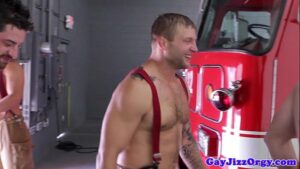 Orgia gay entre bombeiros