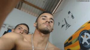 Porno gay caseito oela web cam