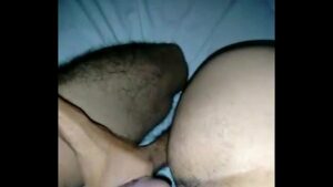 Porno gay passando a pica no suvaco