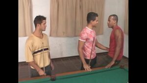 Sexo gay a tres brasil