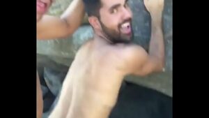 Video amador caseiro praia nudisno gay