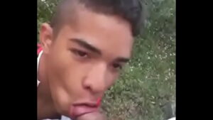 Video de namorados gays novinhos gozando na boca xnxx