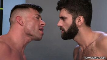 Video de sexo gay com musculosos