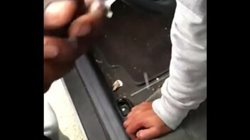 Video de varias punhetas na rua gay