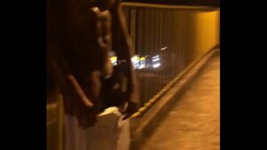 Video gay homem andando pelado na rua xvídeos.com