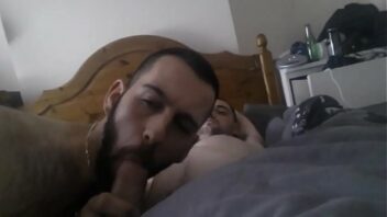 Video gay novinho engolindo porra de varios machos