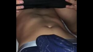 Video porno gay comendo o amigo com bunda grande
