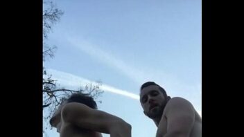 Videos de tio bonitos gays fazendo sexo com sobrinho bonito