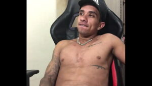 Videos gays safados dois braços tatuados rasgando