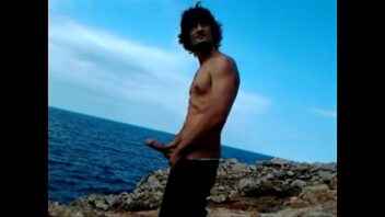 Videos porno de praia de nudismo de gays maduros coroas