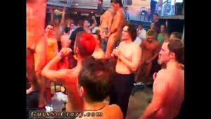 Videos porno gay bar