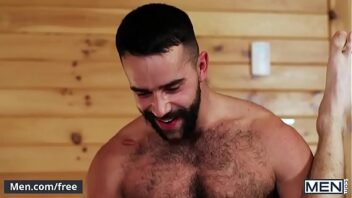 Xxx videos gays com magros peludos