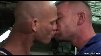 Beijo gay thiago fragoso