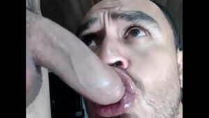 Blowjob gay cum on mouth