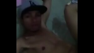Favela x vídeos gay