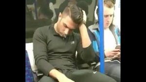 Flagras gays encoxando metro bus videos