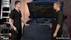 Gay sex mechanic fucks new client on the car