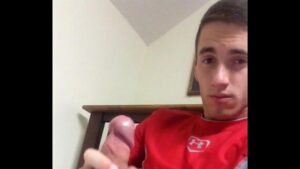 Video gay exibindo musculos