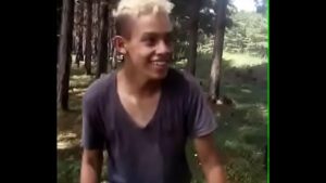 Vídeo porno amigo gay após levar surra na rua