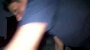 Video porno gay hetero velho comendo o amigo casado