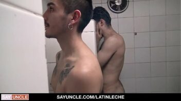 Xvideos gay shower threesome