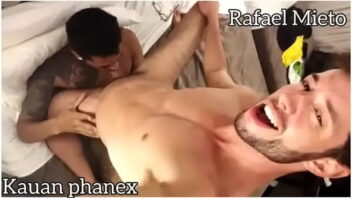 Xvideos troca troca com o vizinho gay