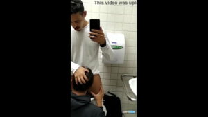 Banheiro publico gay videos