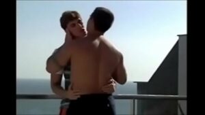 Beijo gay samuel